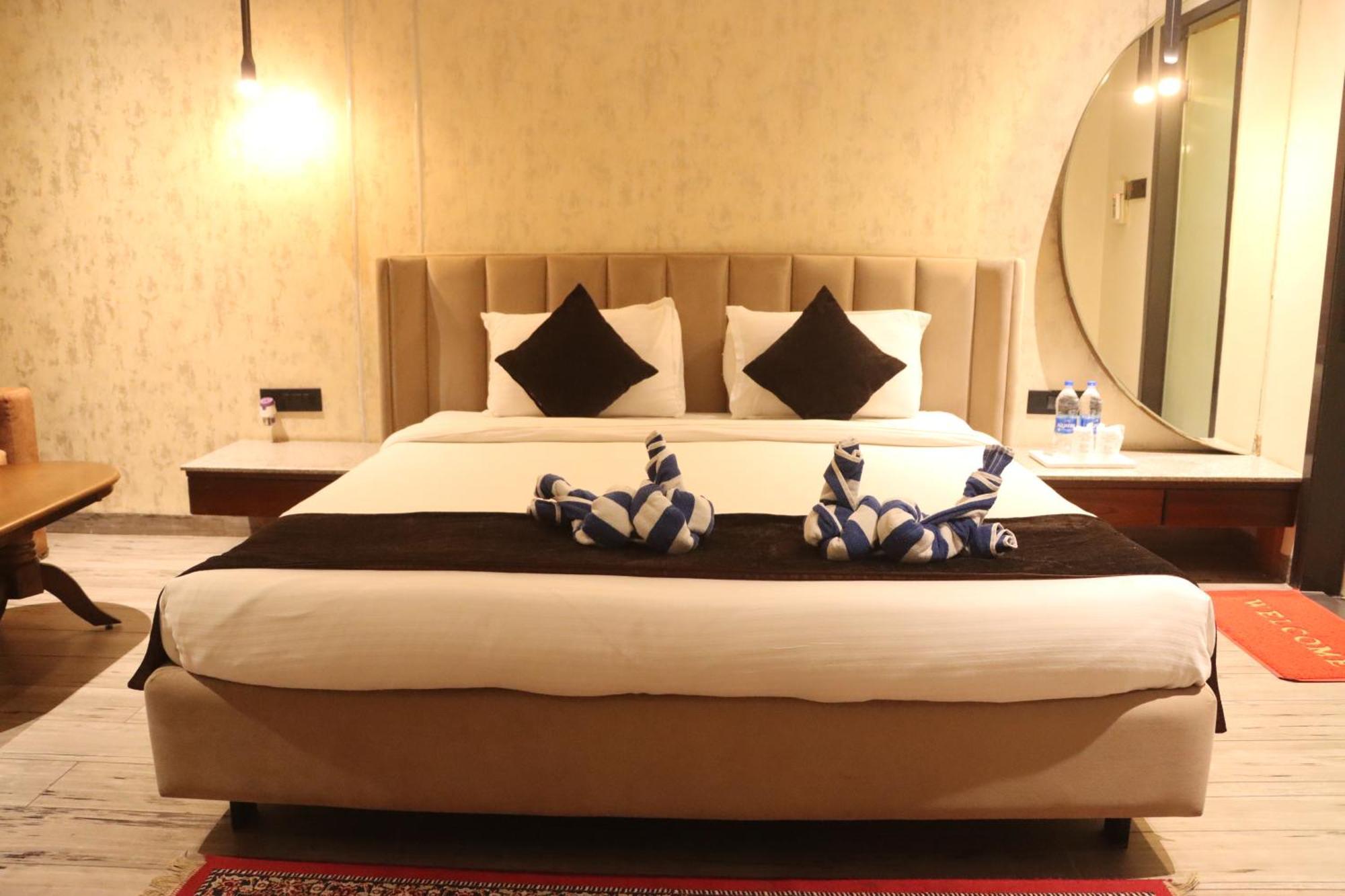 Motel Bilaspur City Eksteriør billede