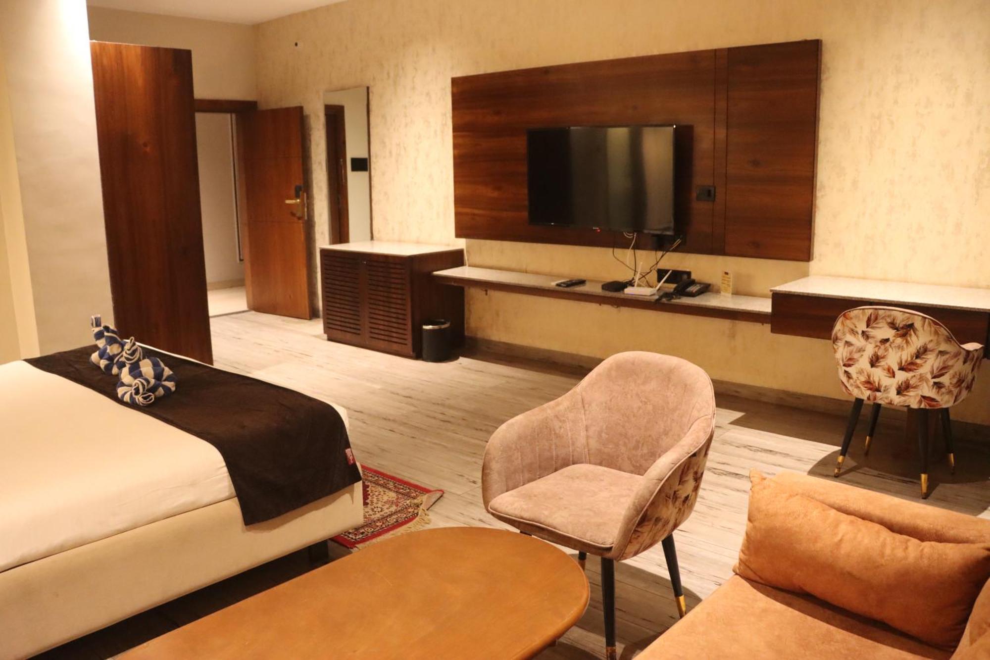Motel Bilaspur City Eksteriør billede