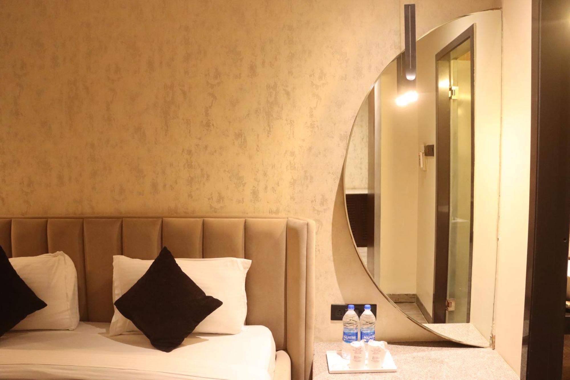 Motel Bilaspur City Eksteriør billede